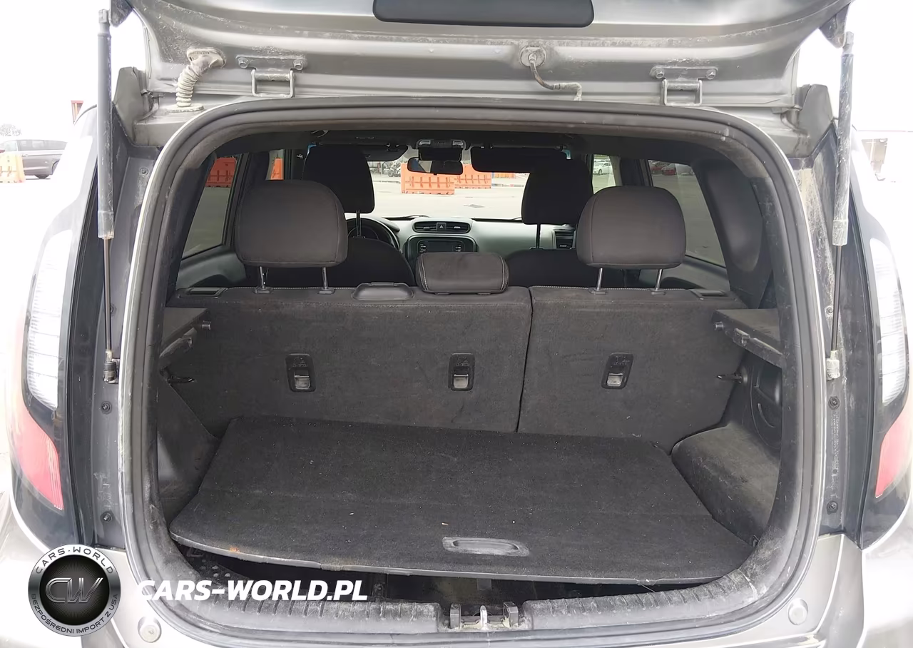 2017 Kia Soul + VIN:KNDJP3A52H7447718 - 17