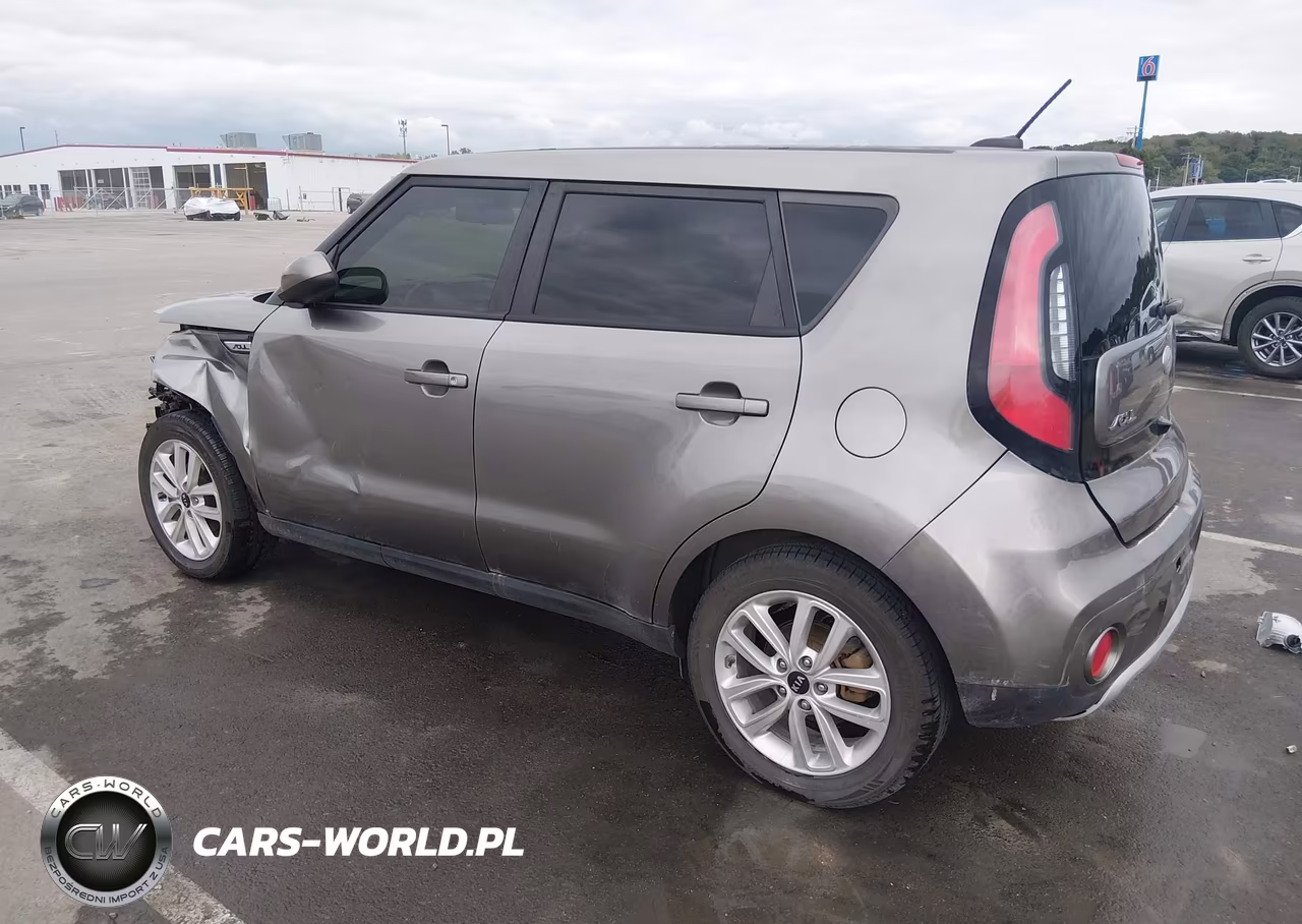 2017 Kia Soul + VIN:KNDJP3A52H7447718 - 3
