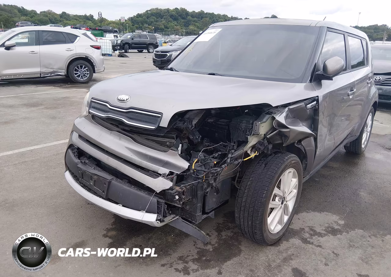 2017 Kia Soul + VIN:KNDJP3A52H7447718 - 6