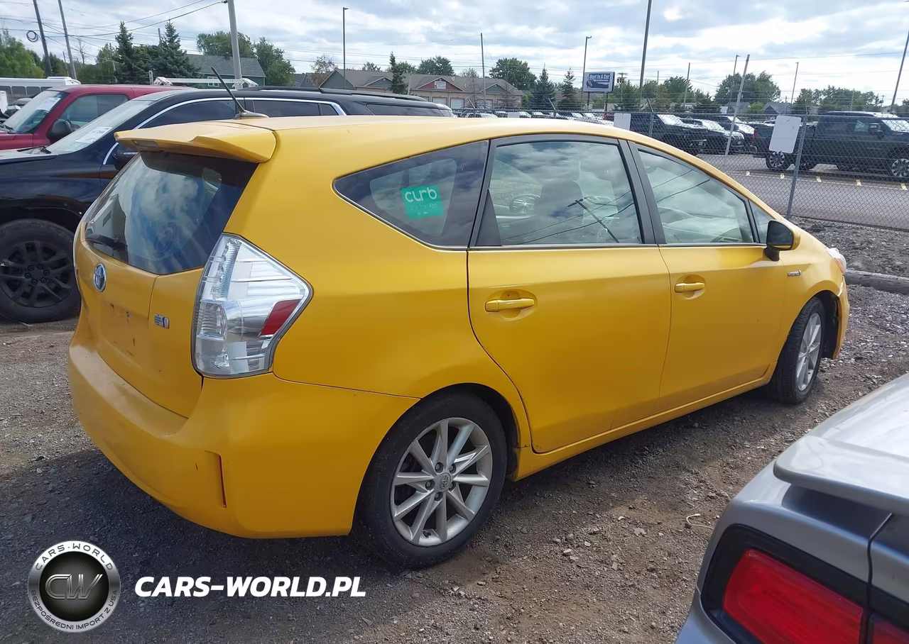 2014 Toyota Prius V Five VIN:JTDZN3EU6EJ008465 - 4
