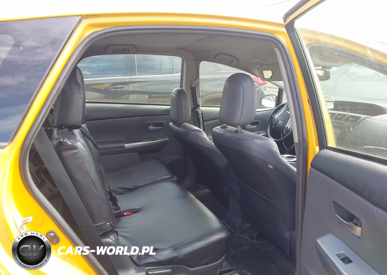 2014 Toyota Prius V Five VIN:JTDZN3EU6EJ008465 - 8