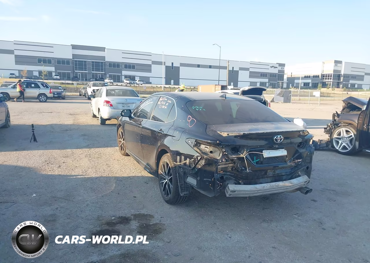 2021 Toyota Camry Se VIN:4T1G11AK7MU422956 - 3