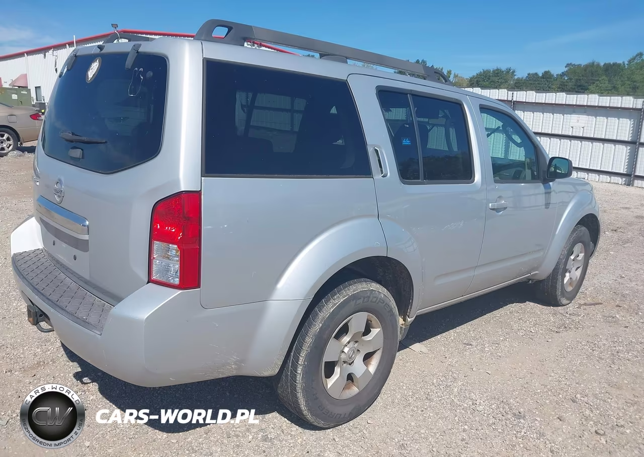 2011 Nissan Pathfinder S VIN:5N1AR1NB0BC625215 - 4