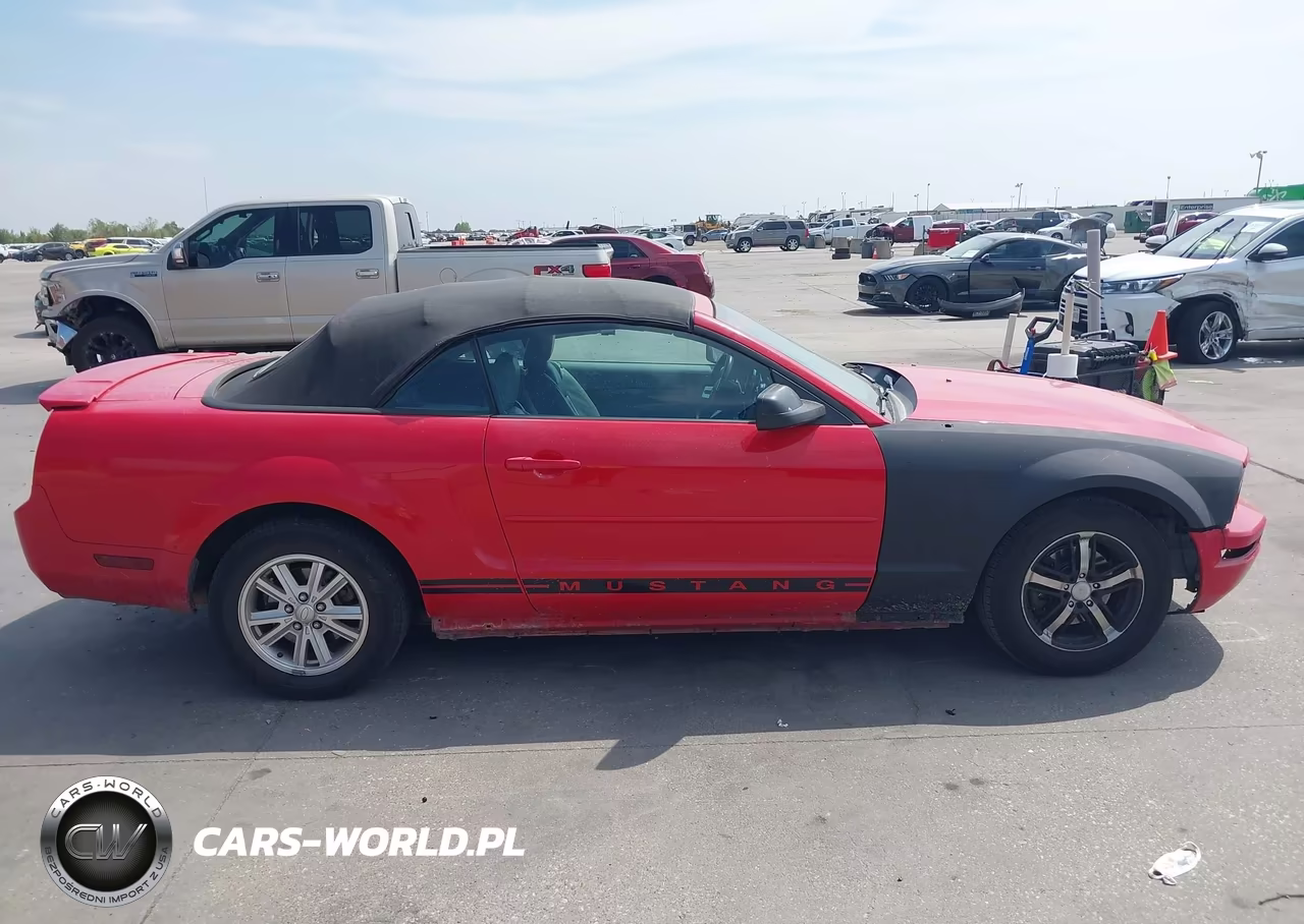 2007 Ford Mustang V6 Deluxe-V6 Premium VIN:1ZVFT84NX75201095 - 13
