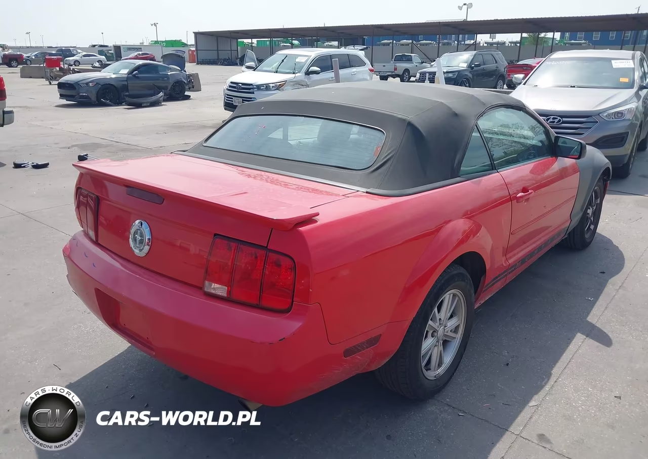 2007 Ford Mustang V6 Deluxe-V6 Premium VIN:1ZVFT84NX75201095 - 4