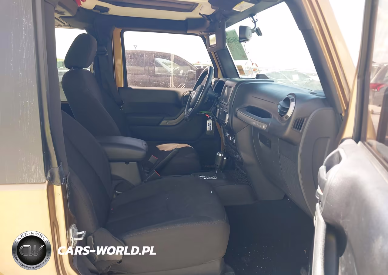 2015 Jeep Wrangler Sport VIN:1C4AJWAG1FL598171 - 5