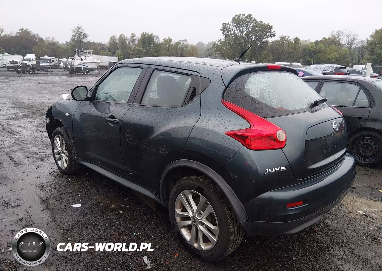 2014 Nissan Juke S VIN:JN8AF5MV8ET481406 - 3