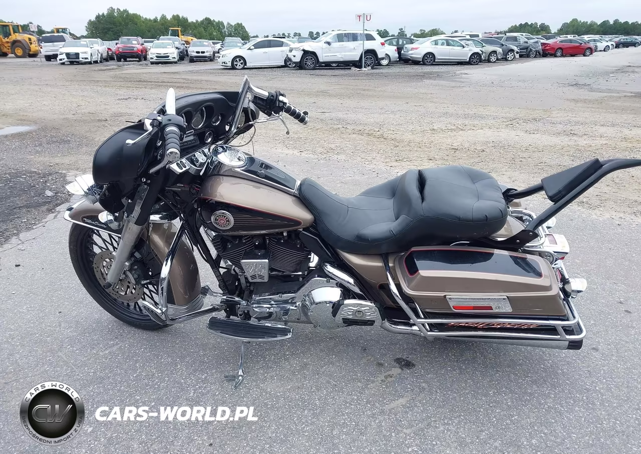 2004 Harley-Davidson Flhtcui VIN:5HD1FCW1X4Y610488 - 13