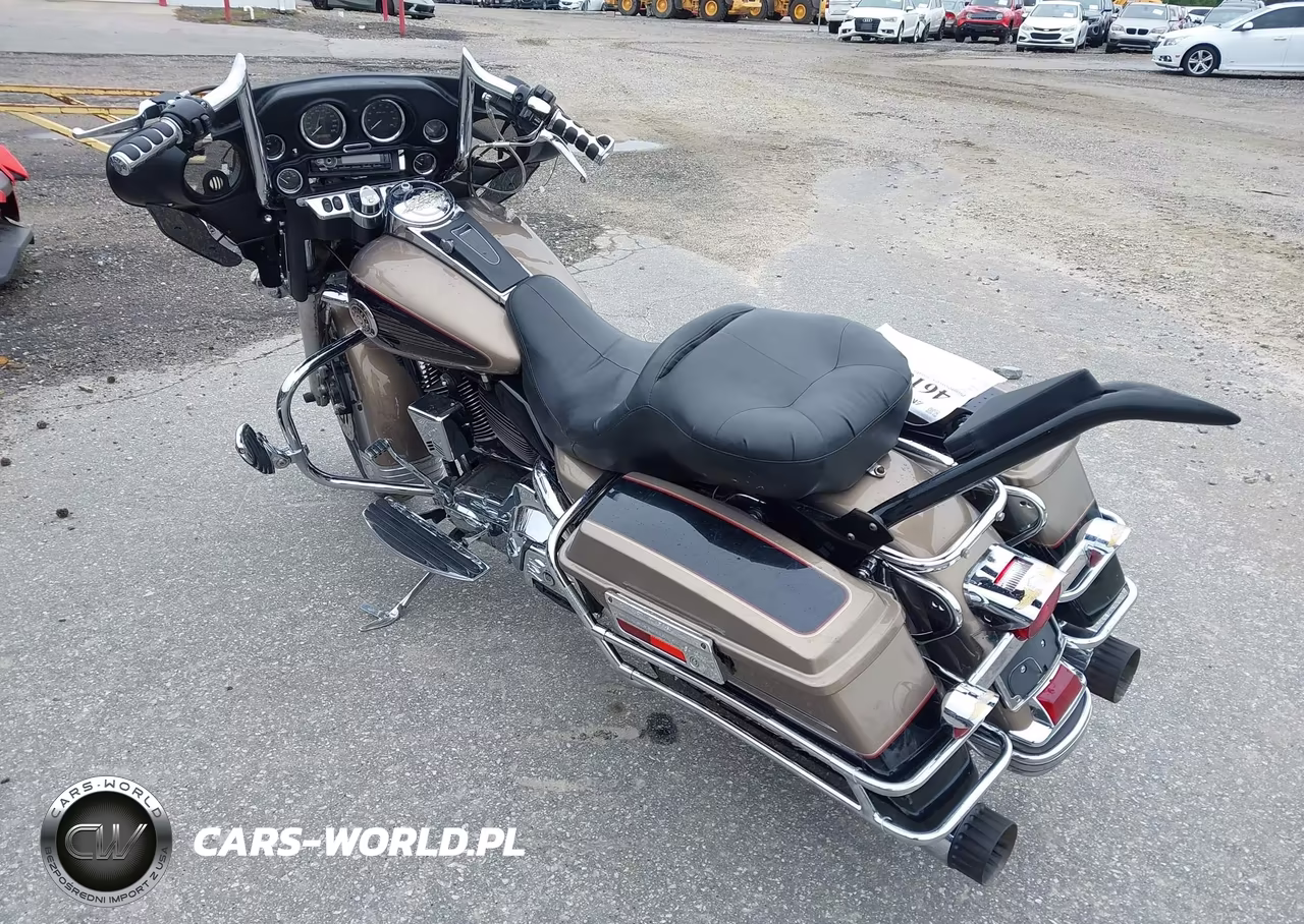 2004 Harley-Davidson Flhtcui VIN:5HD1FCW1X4Y610488 - 3