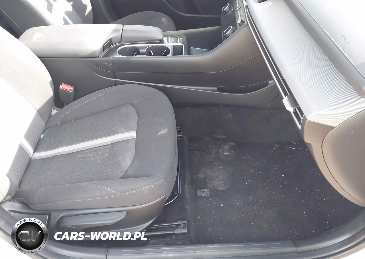 2025 Hyundai Sonata Sel VIN:KMHL64JA3SA489500 - 5