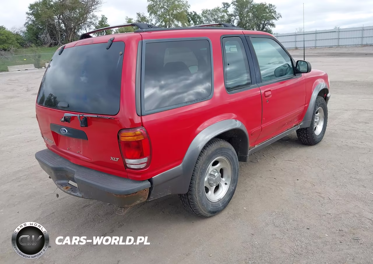 1998 Ford Explorer Sport VIN:1FMYU24E4WUC83542 - 4