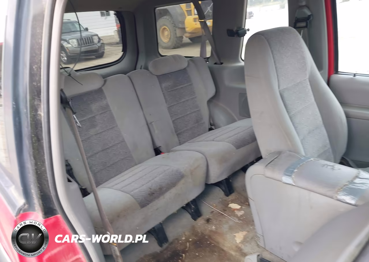 1998 Ford Explorer Sport VIN:1FMYU24E4WUC83542 - 8