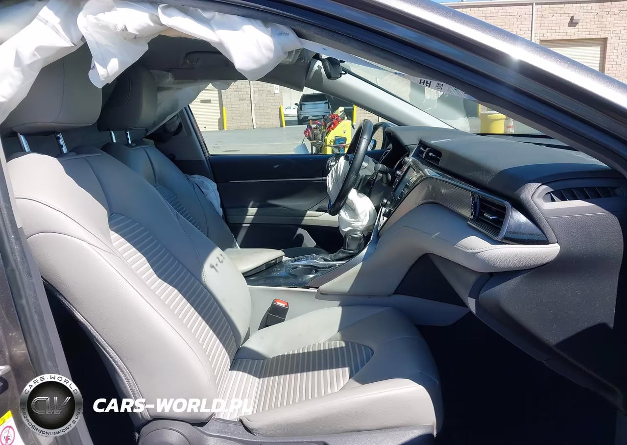2019 Toyota Camry Hybrid Se VIN:4T1B21HK0KU517580 - 5