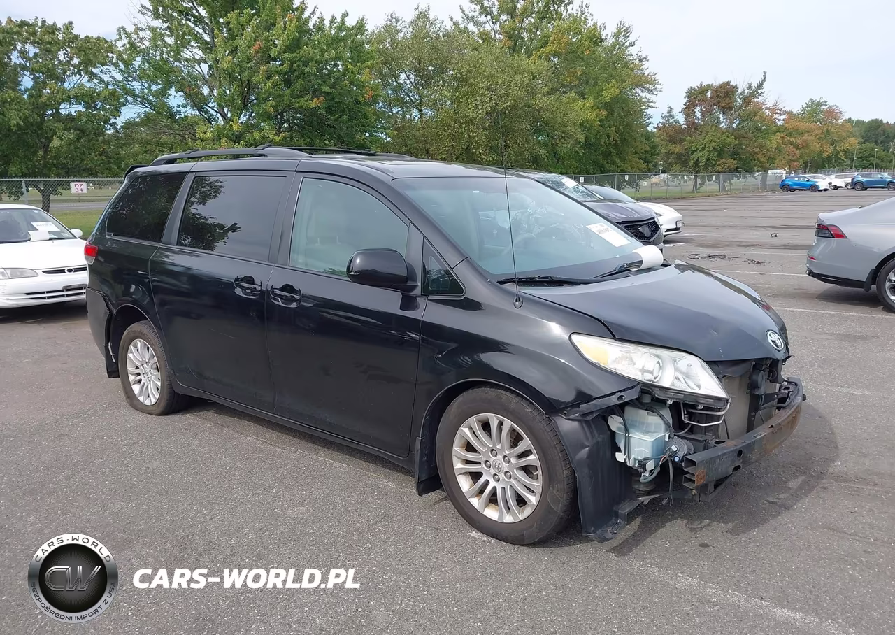 2011 Toyota Sienna Xle V6