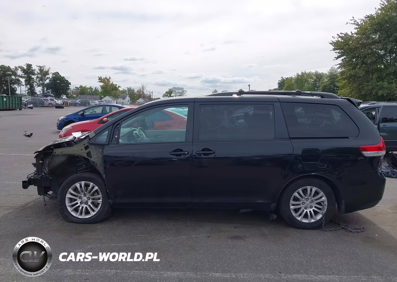 2011 Toyota Sienna Xle V6 VIN:5TDYK3DC9BS052259 - 13
