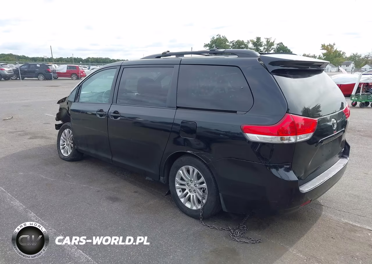 2011 Toyota Sienna Xle V6 VIN:5TDYK3DC9BS052259 - 3