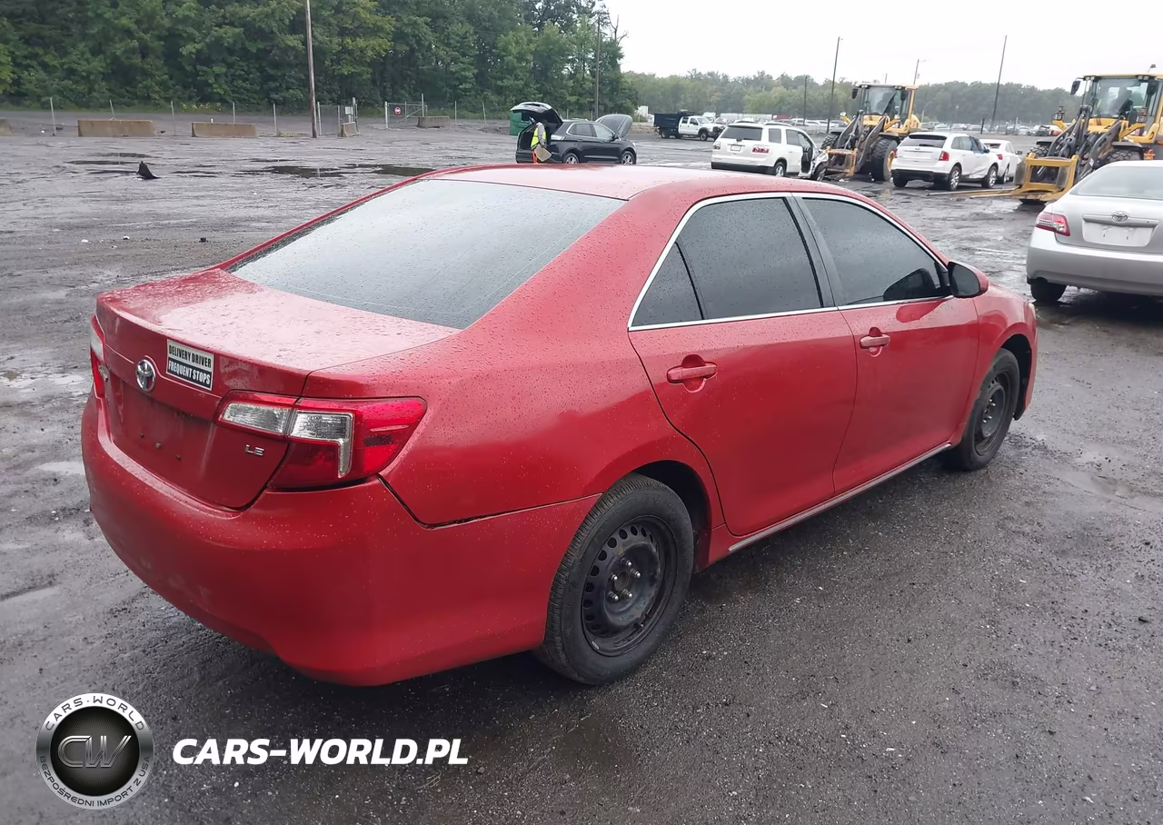 2012 Toyota Camry Le VIN:4T1BF1FK7CU568017 - 4