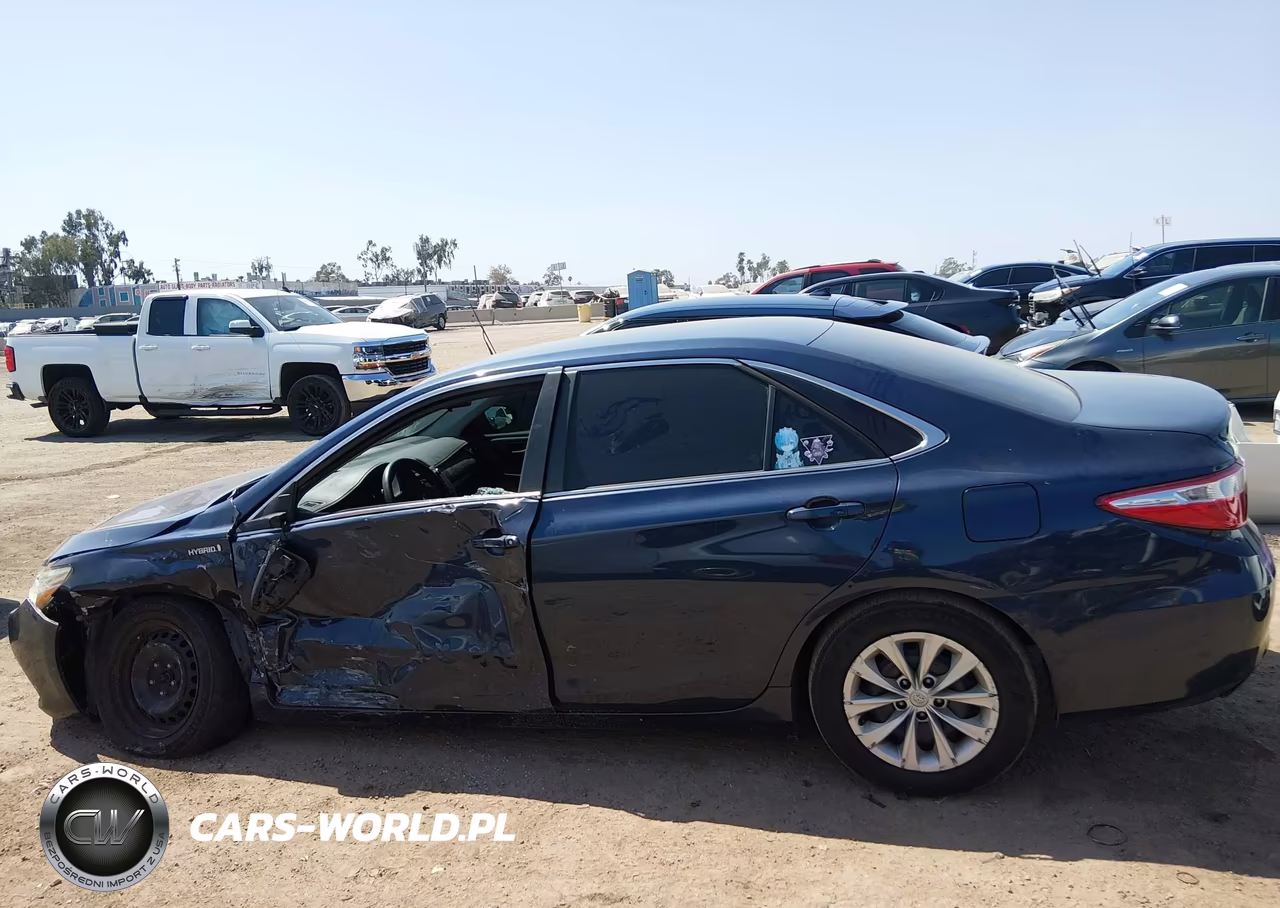 2016 Toyota Camry Hybrid Le VIN:4T1BD1FK7GU179115 - 14