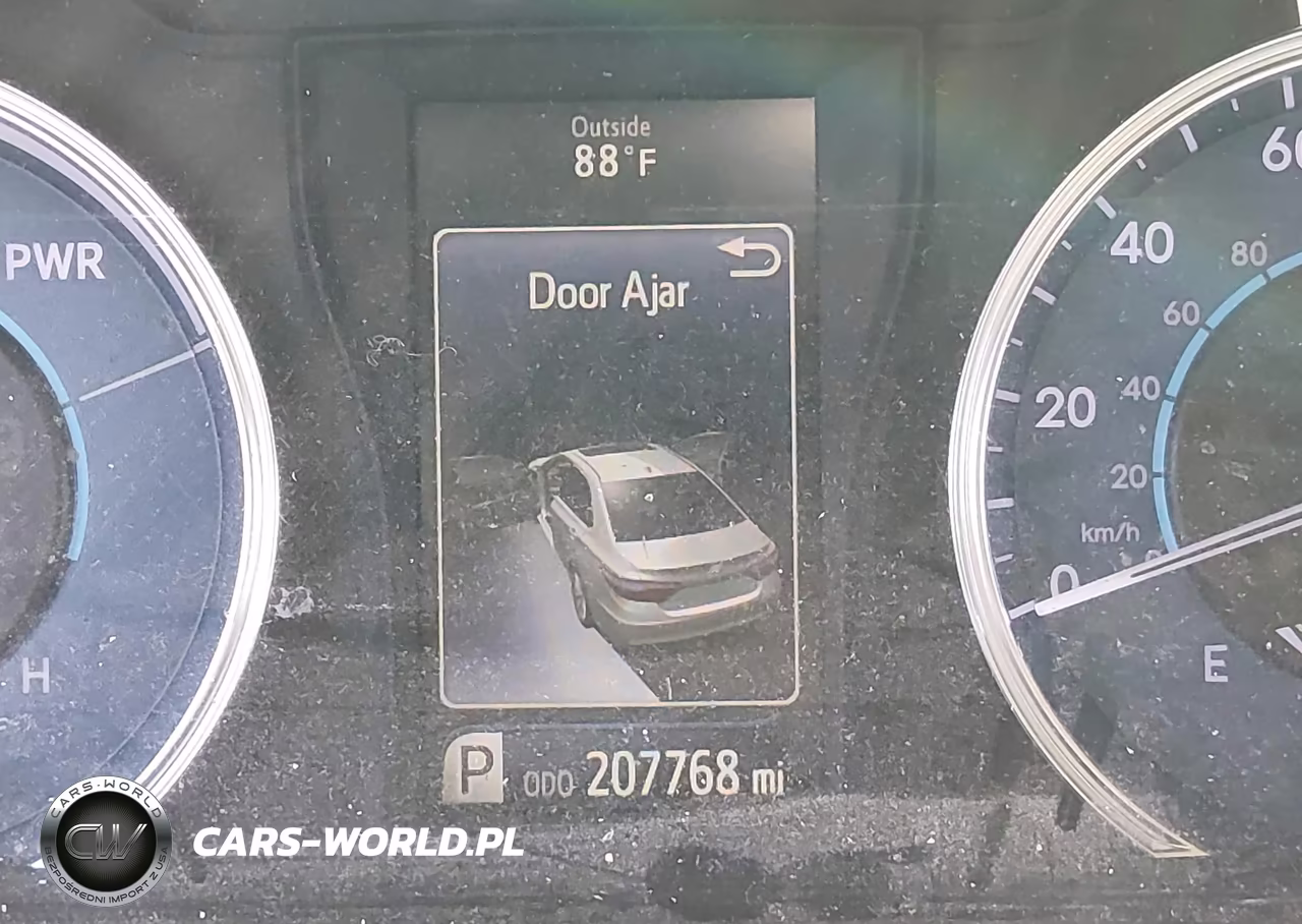 2016 Toyota Camry Hybrid Le VIN:4T1BD1FK7GU179115 - 15