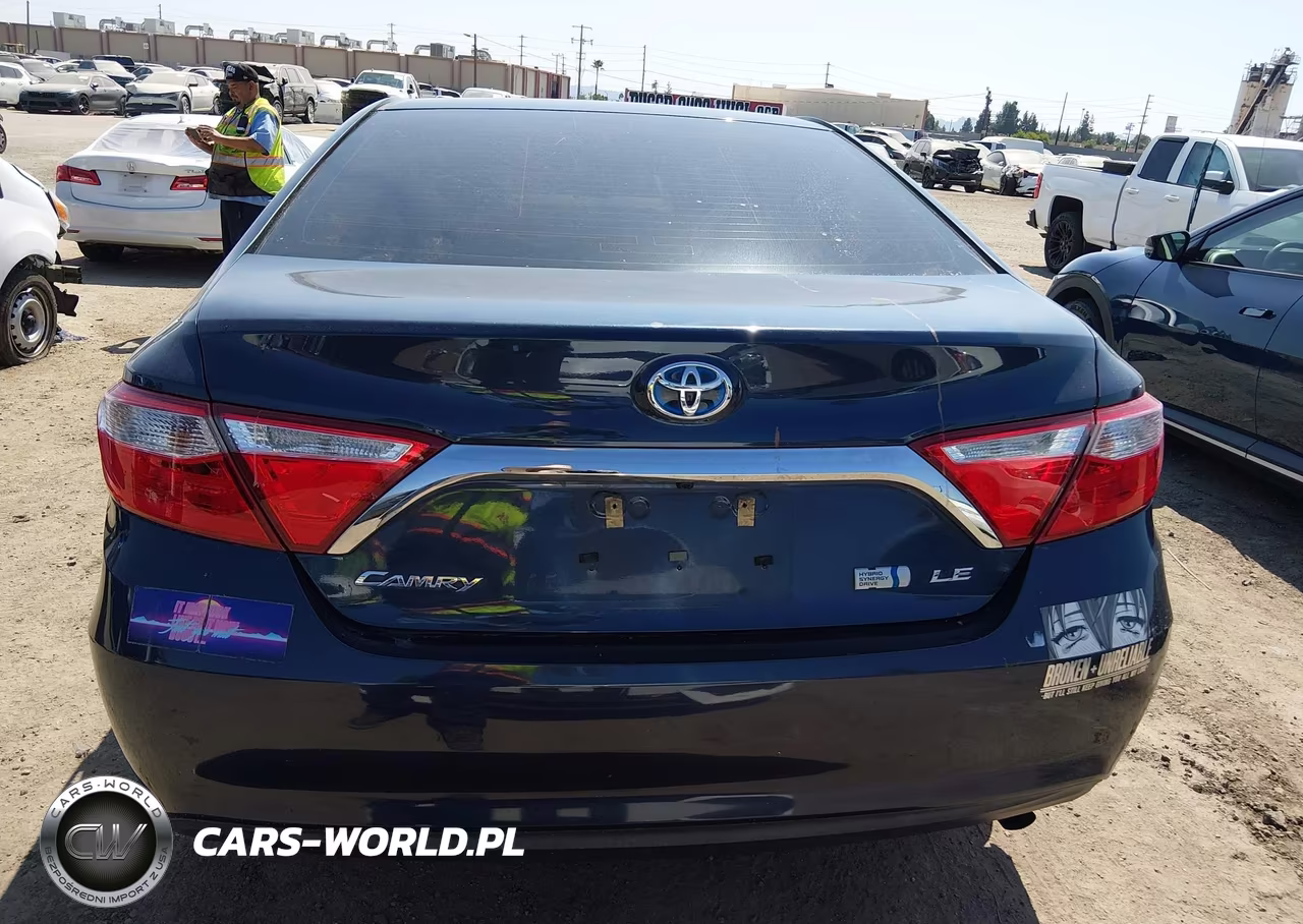 2016 Toyota Camry Hybrid Le VIN:4T1BD1FK7GU179115 - 16