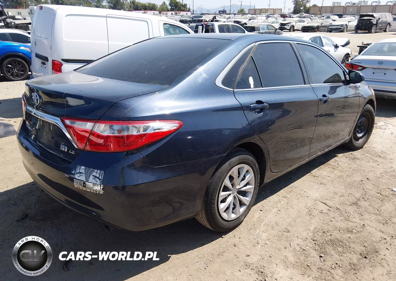 2016 Toyota Camry Hybrid Le VIN:4T1BD1FK7GU179115 - 4