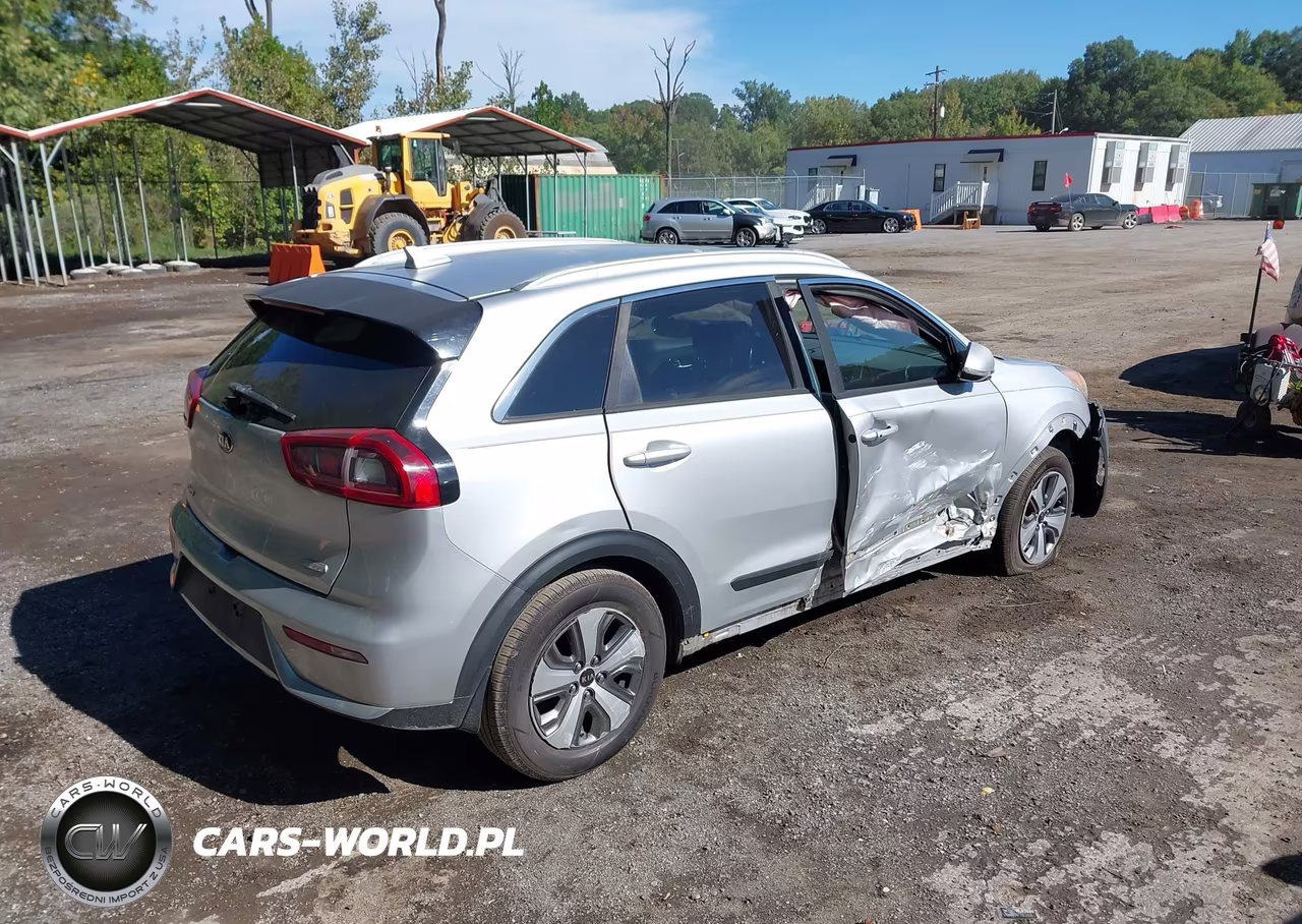 2018 Kia Niro Ex VIN:KNDCC3LC2J5123282 - 4