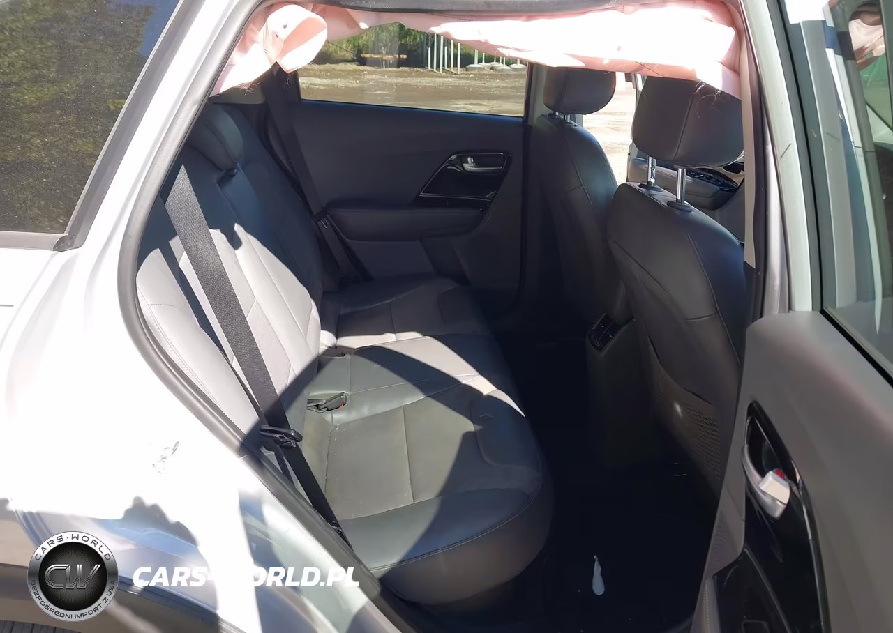 2018 Kia Niro Ex VIN:KNDCC3LC2J5123282 - 8