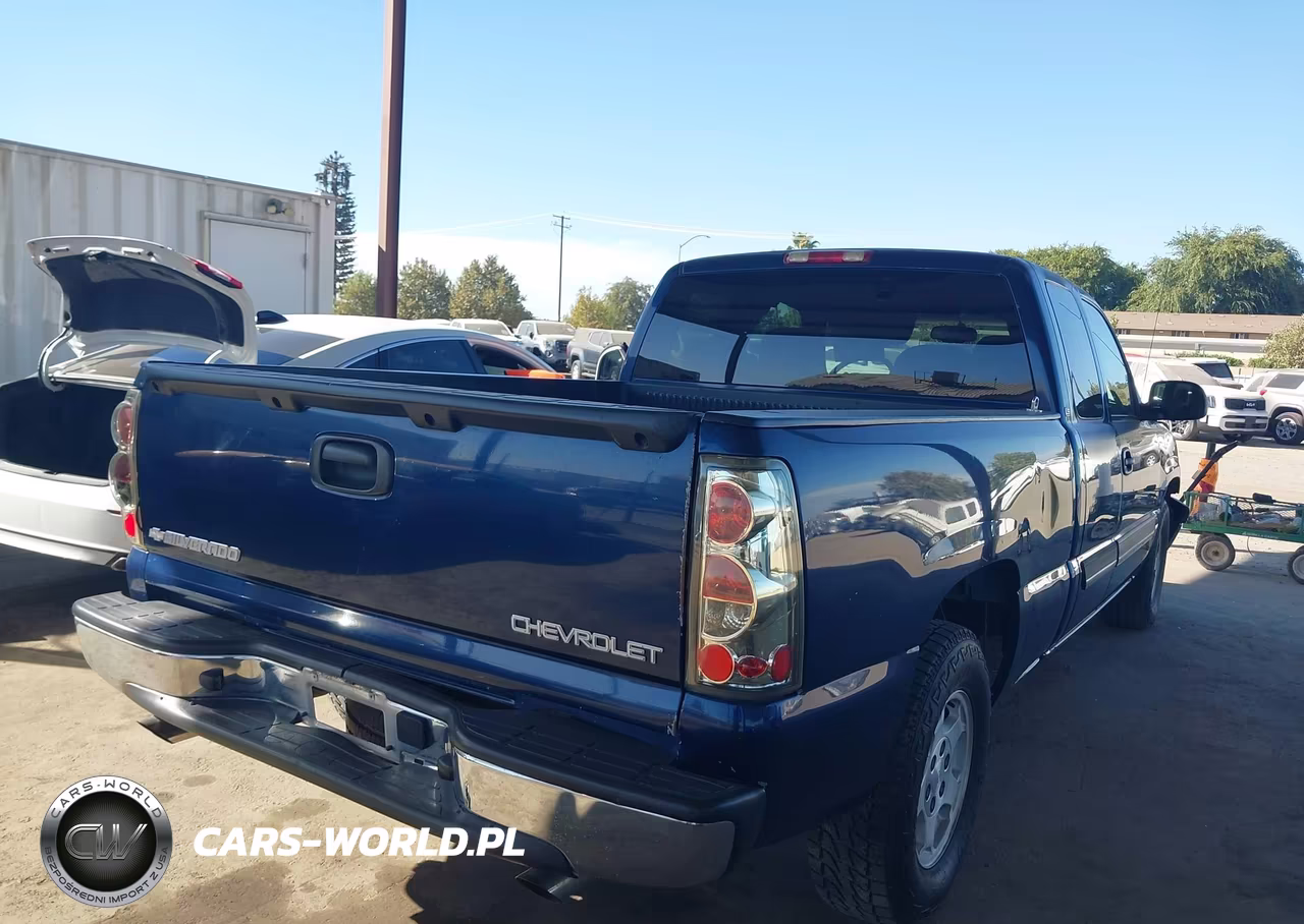 2003 Chevrolet Silverado 1500 Ls VIN:1GCEC19V83Z251107 - 4