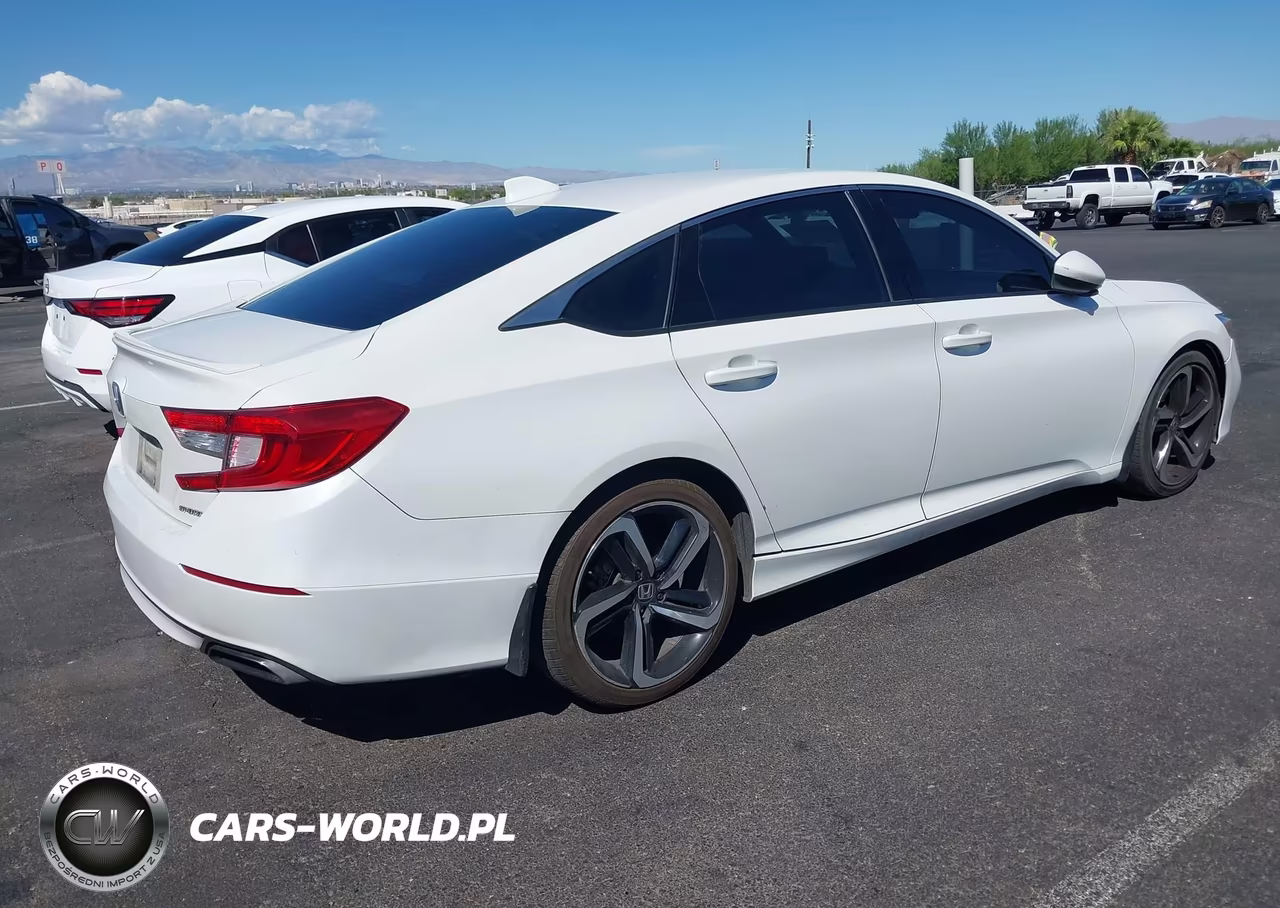 2018 Honda Accord Sport VIN:1HGCV1F36JA170222 - 4