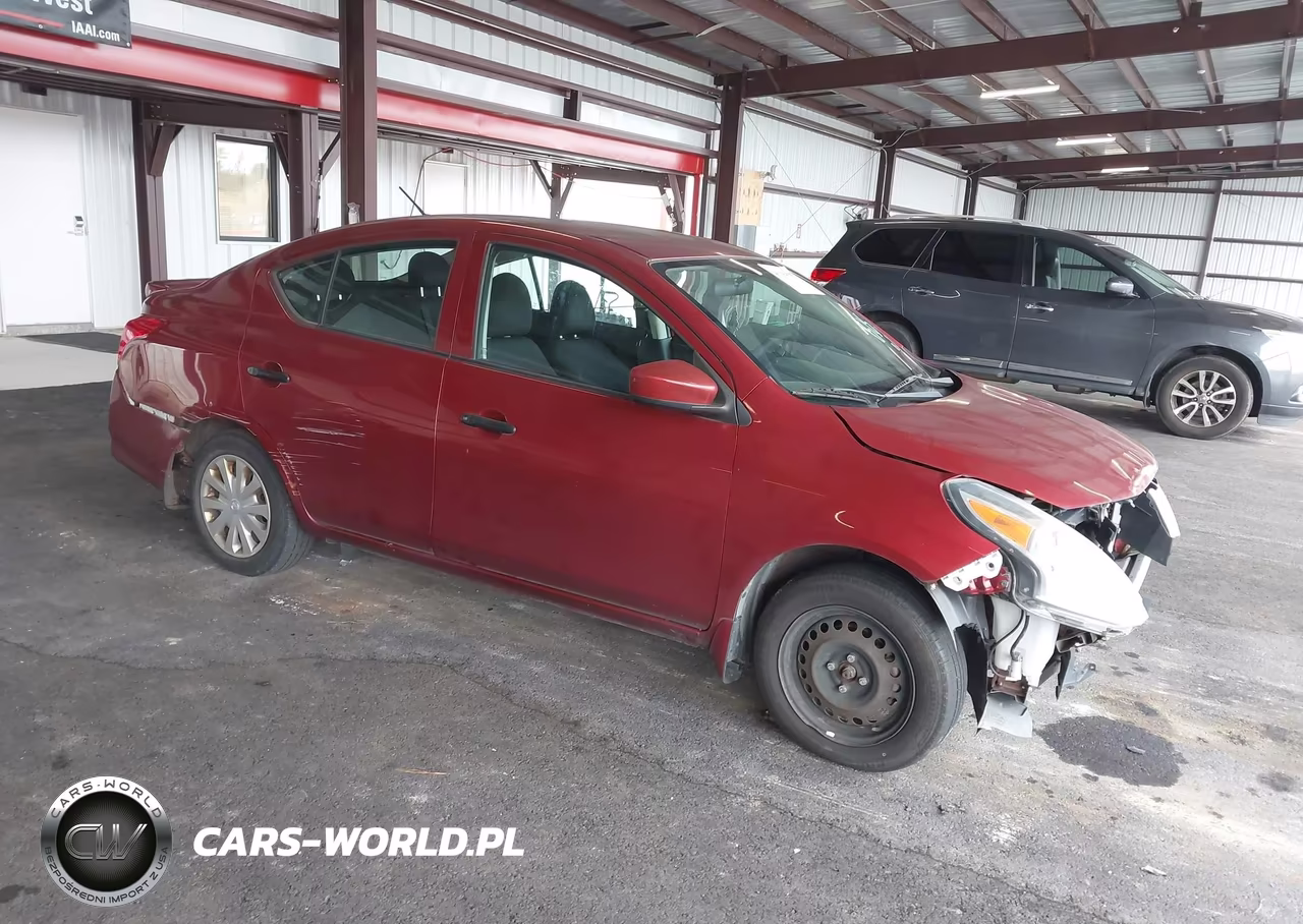 2018 Nissan Versa 1.6 S+ – zdjęcie 1 z 10