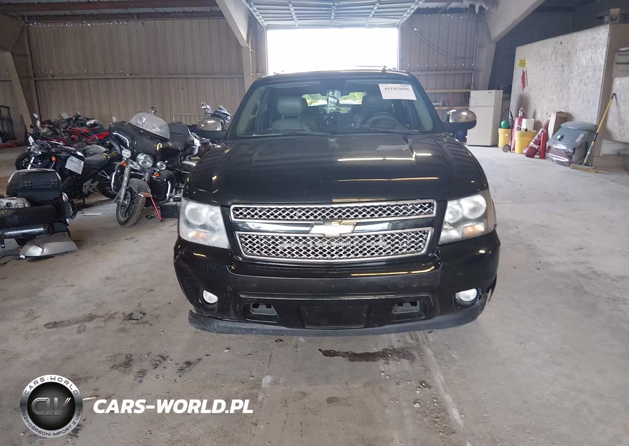 2011 Chevrolet Suburban Ltz VIN:1GNSCKE04BR184319 - 12