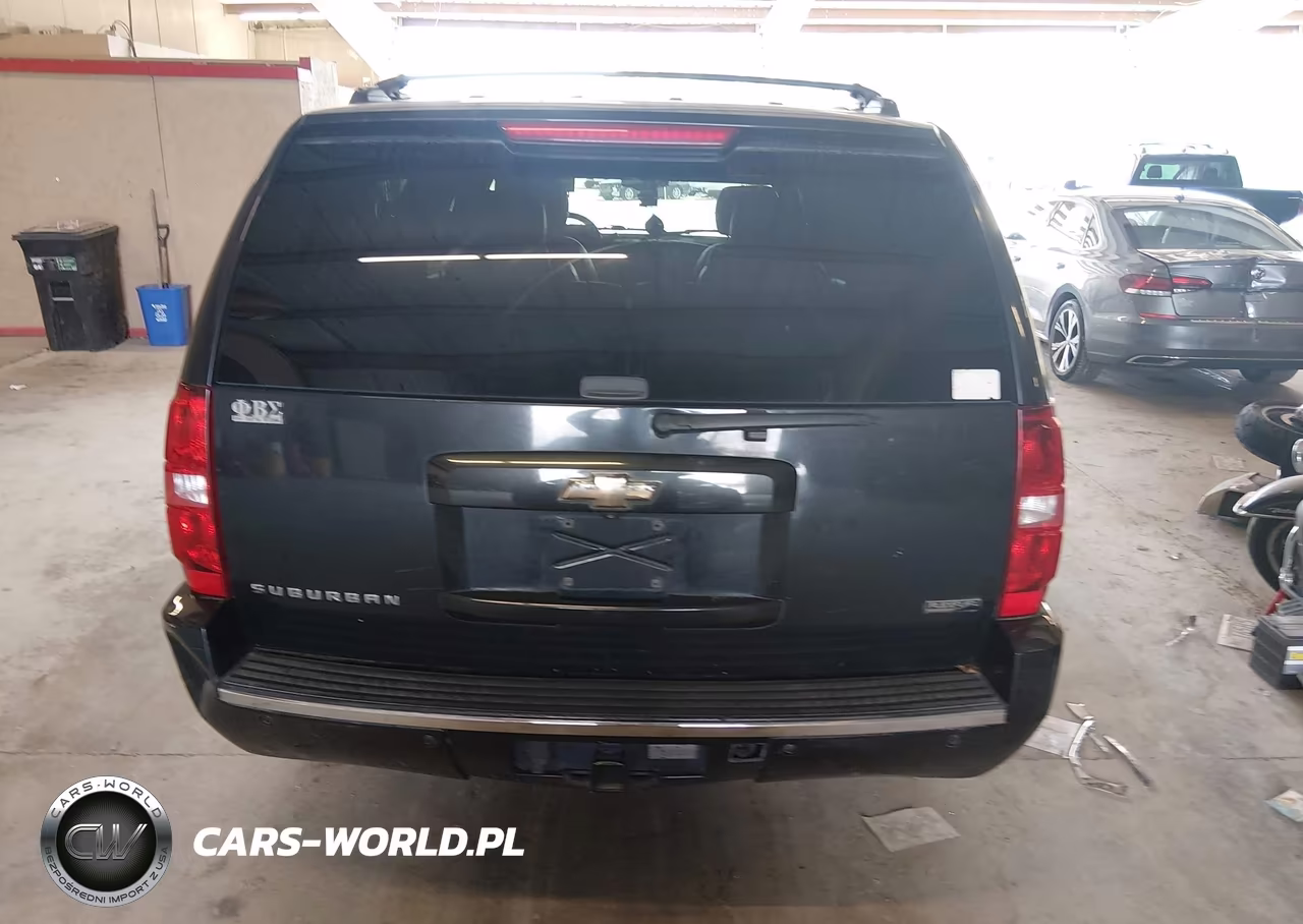2011 Chevrolet Suburban Ltz VIN:1GNSCKE04BR184319 - 16