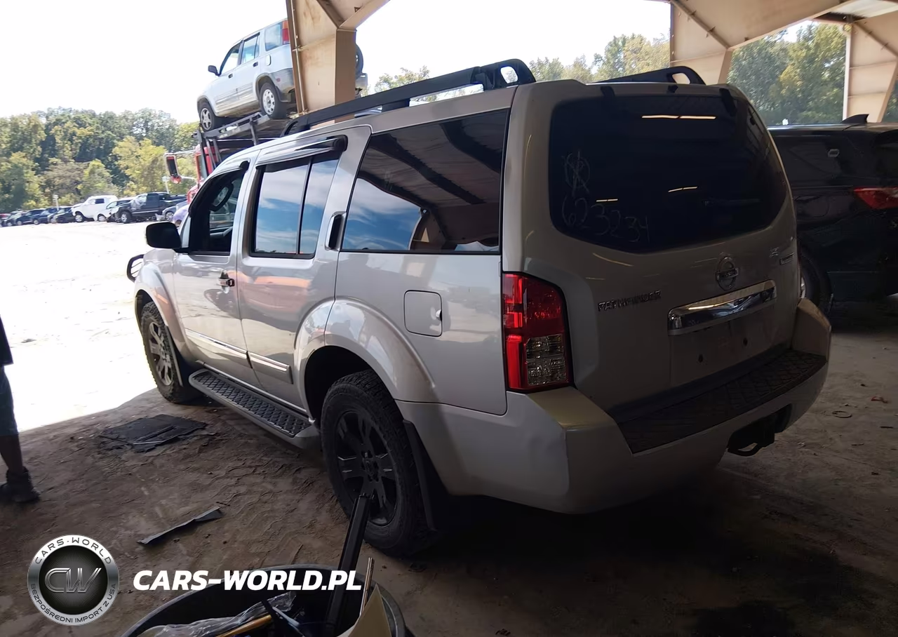 2011 Nissan Pathfinder Silver VIN:5N1AR1NN2BC623234 - 3