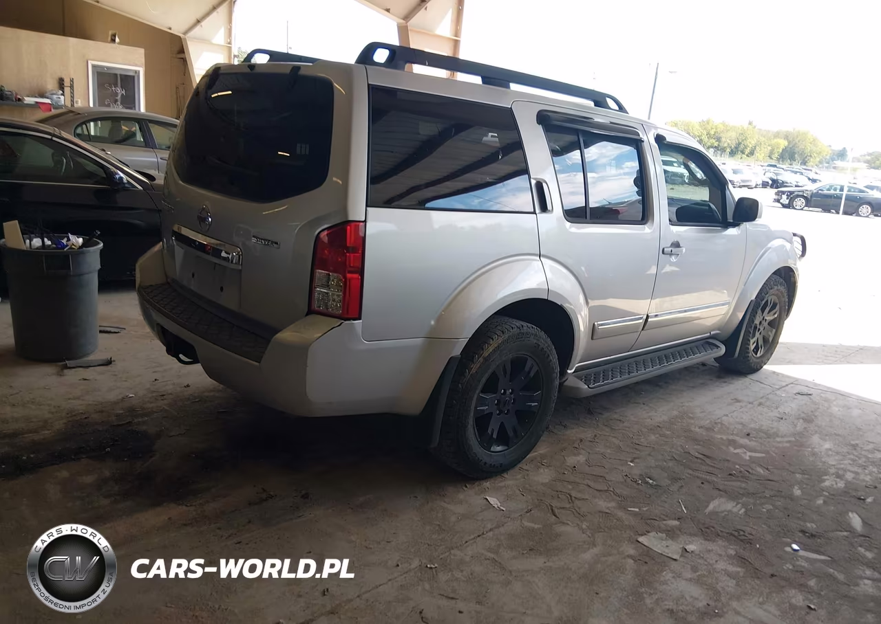 2011 Nissan Pathfinder Silver VIN:5N1AR1NN2BC623234 - 4