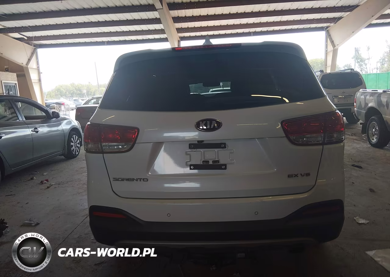 2016 Kia Sorento 3.3L Ex VIN:5XYPHDA58GG155652 - 15
