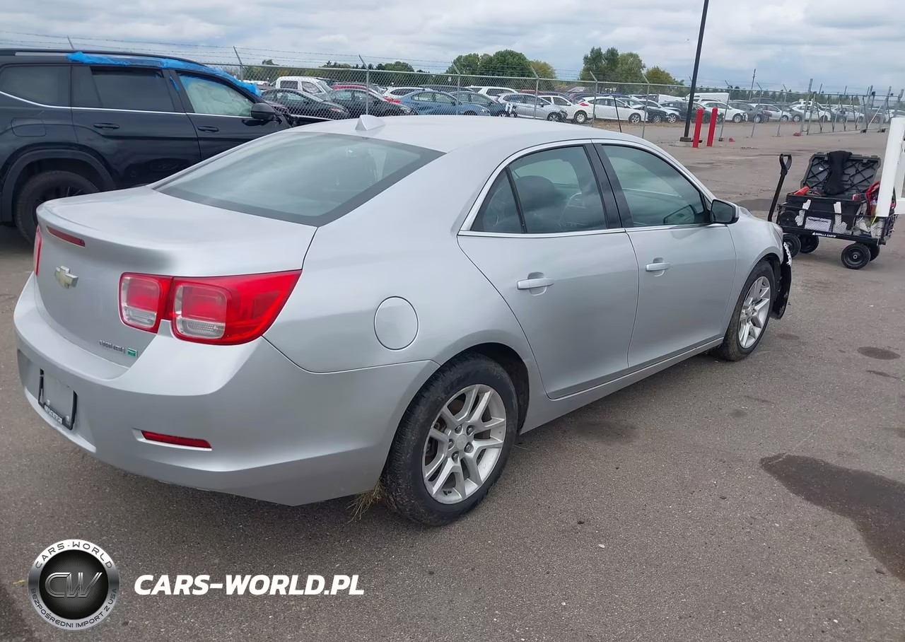 2013 Chevrolet Malibu Eco VIN:1G11D5RR1DF109702 - 4