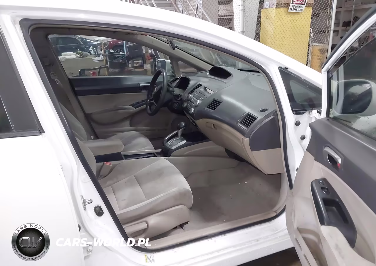 2009 Honda Civic Lx VIN:19XFA165X9E039652 - 5