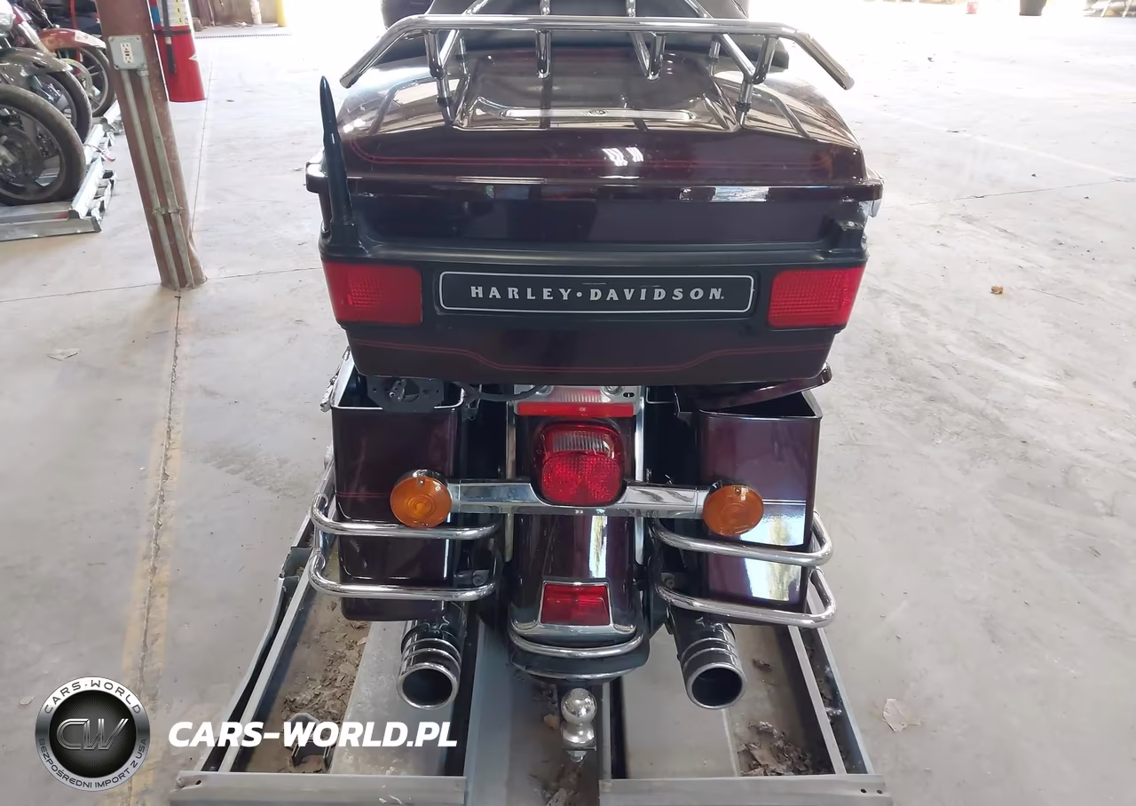 2005 Harley-Davidson Flhtcui Shrine VIN:1HD1FLW155Y672115 - 6