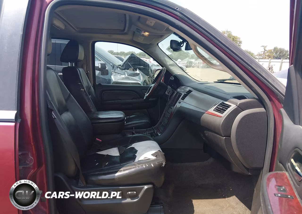 2008 Cadillac Escalade Standard VIN:1GYFK63838R276554 - 5
