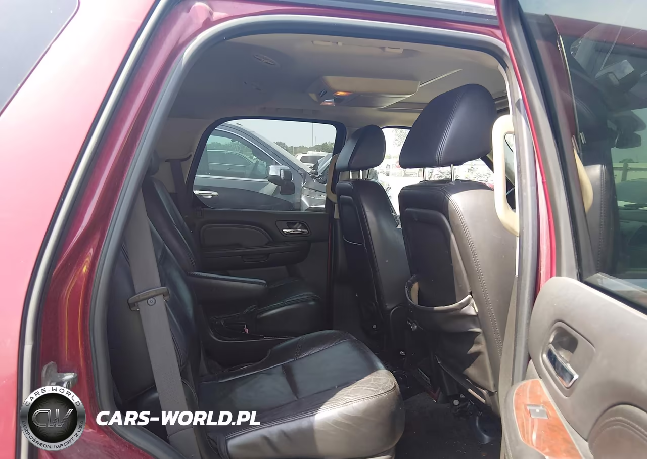 2008 Cadillac Escalade Standard VIN:1GYFK63838R276554 - 8