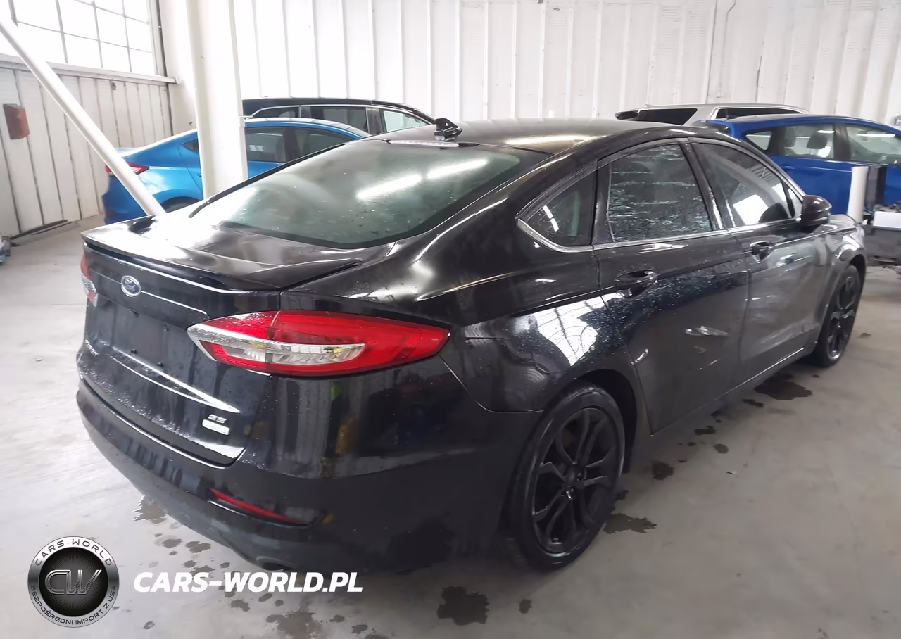 2019 Ford Fusion Se VIN:3FA6P0HD6KR126904 - 4