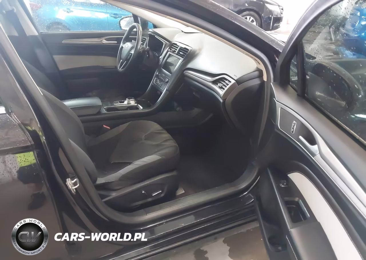 2019 Ford Fusion Se VIN:3FA6P0HD6KR126904 - 5