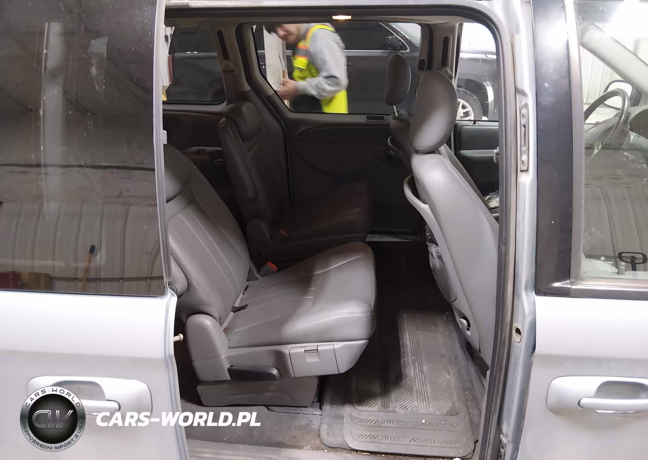 2006 Dodge Grand Caravan Sxt VIN:2D4GP44L36R630926 - 8