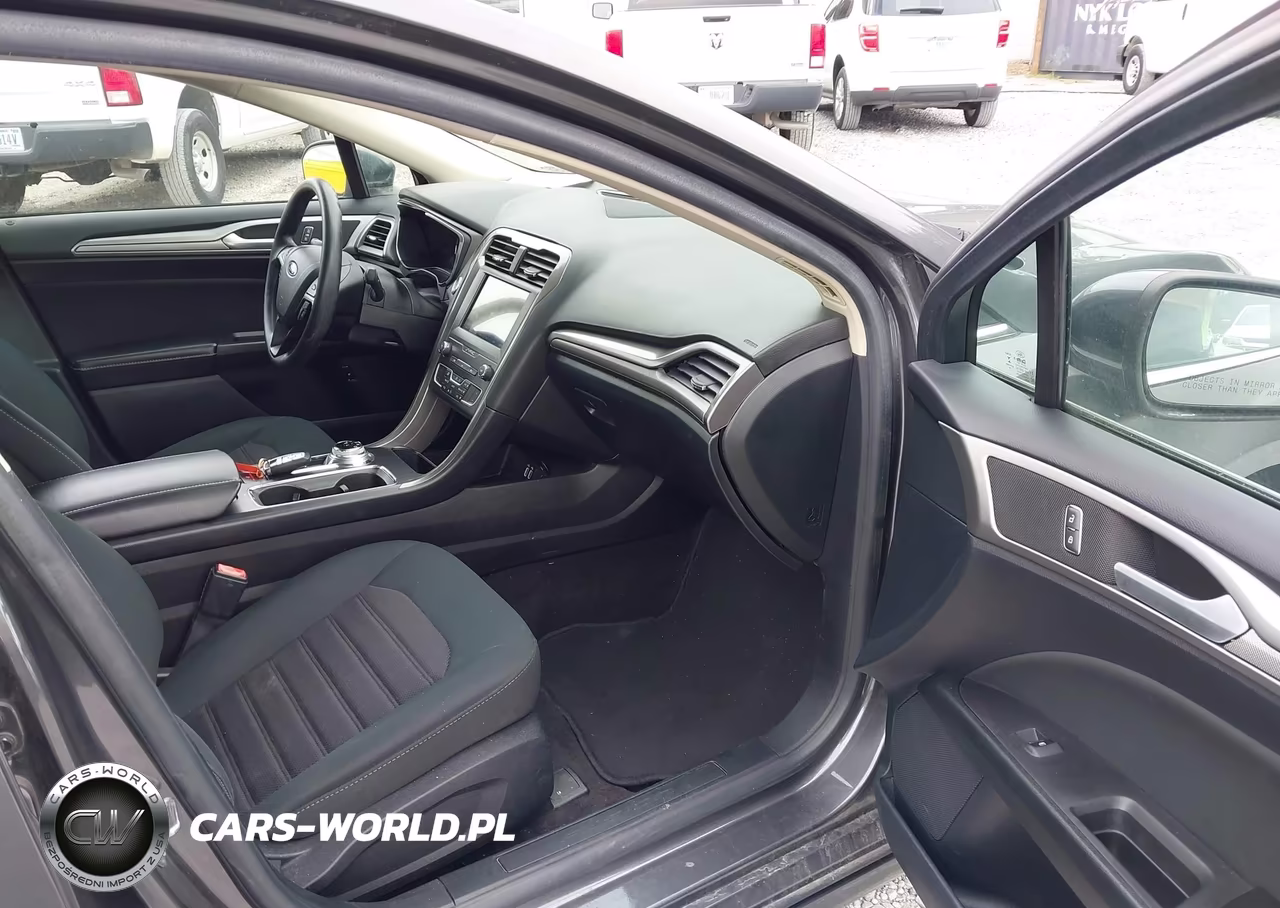 2020 Ford Fusion Hybrid Se VIN:3FA6P0LUXLR264776 - 5