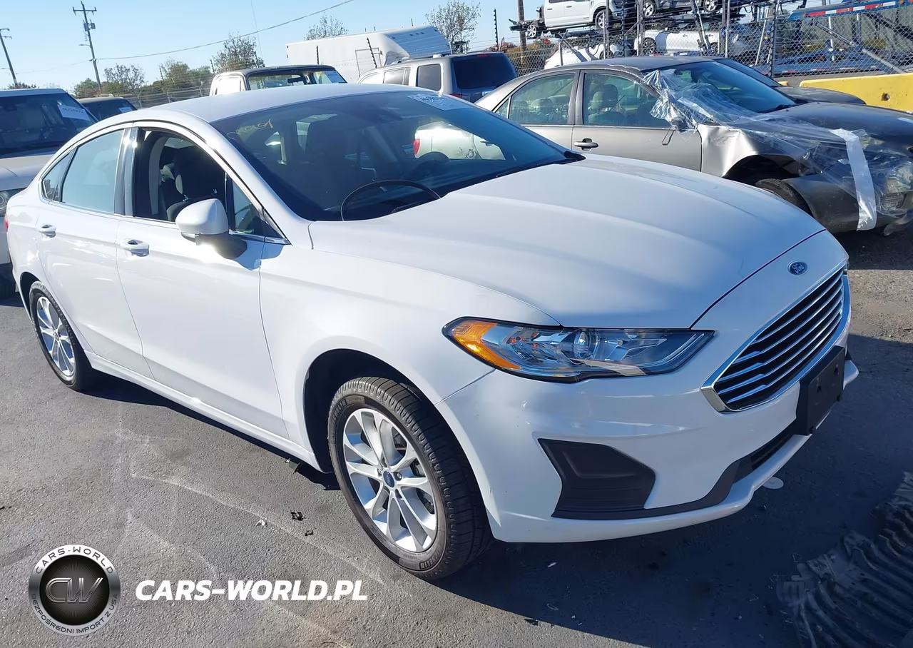 2020 Ford Fusion Se