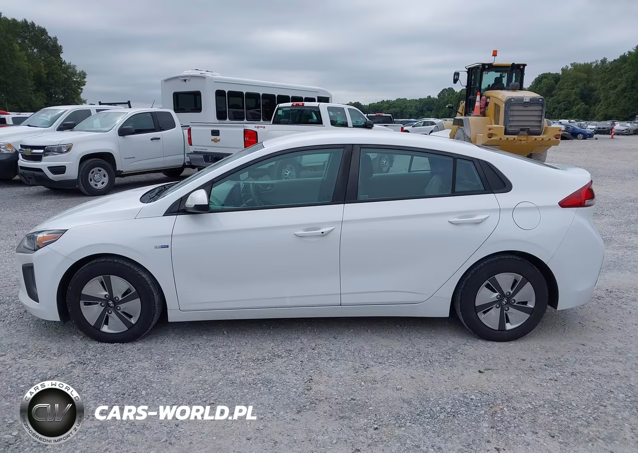 2020 Hyundai Ioniq Hybrid Blue VIN:KMHC65LC1LU221484 - 14