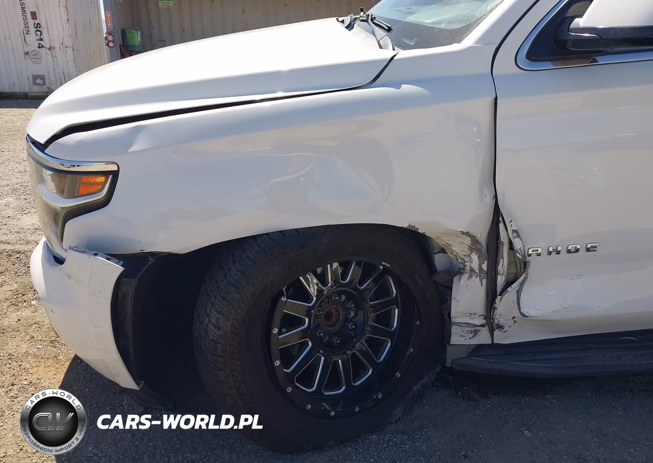 2016 Chevrolet Tahoe Ls VIN:1GNSCAEC1GR105829 - 6