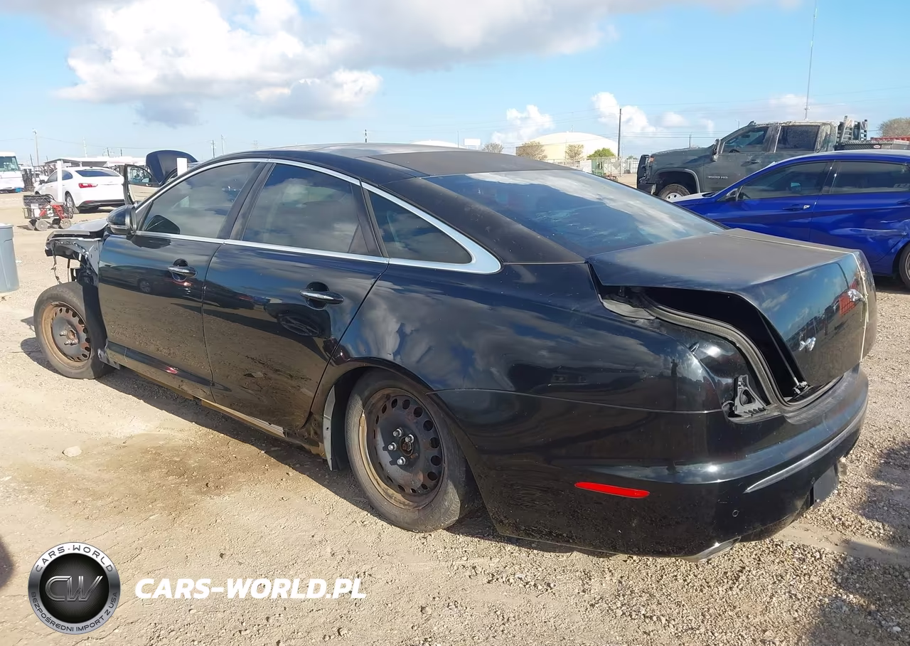 2011 Jaguar Xj VIN:SAJWA1CB7BLV09788 - 3