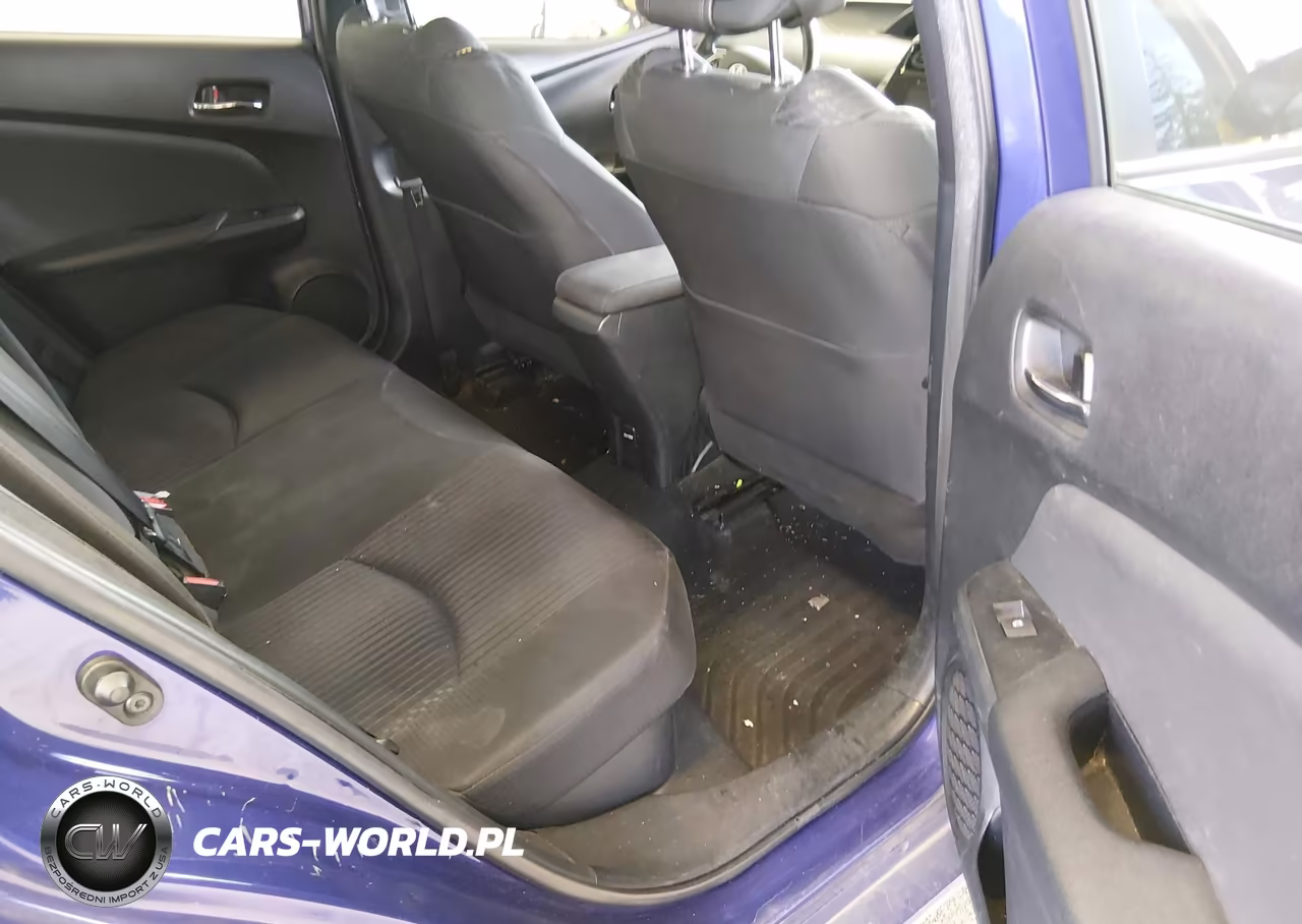 2016 Toyota Prius Three VIN:JTDKARFU9G3515589 - 8