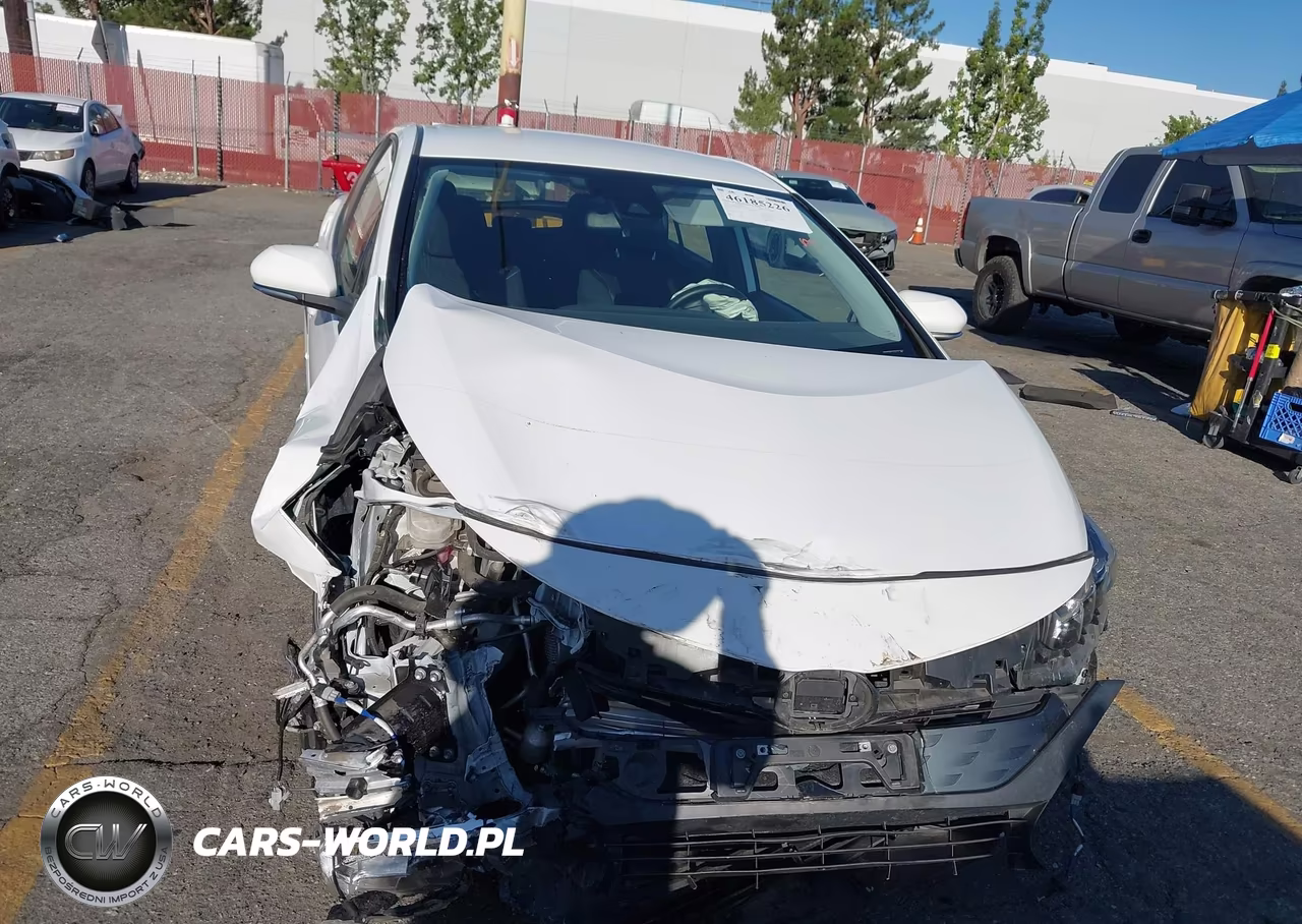 2021 Toyota Prius Prime Le VIN:JTDKAMFP6M3185676 - 13